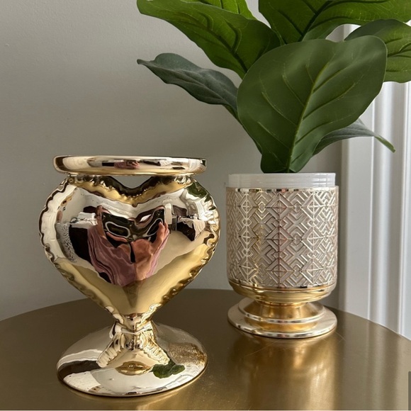 Bath and Body Works Gold Balloon Heart Shaped 3-Wick Candle Holder, NWT - Picture 5 of 5